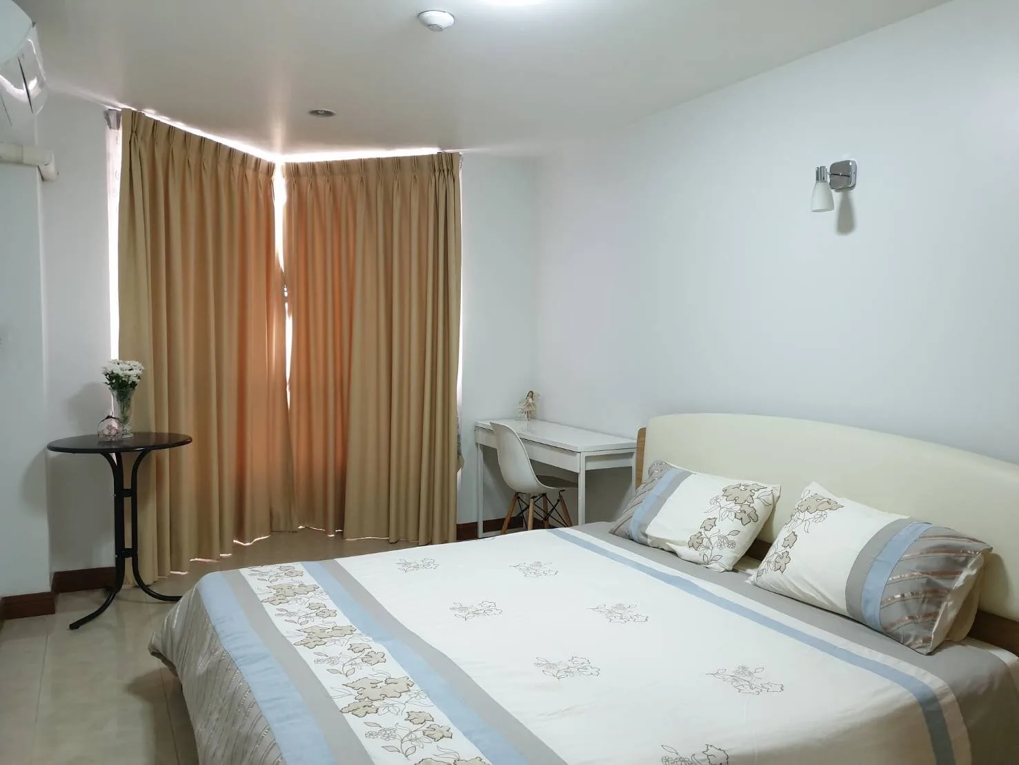 Property photos for Noble Revent