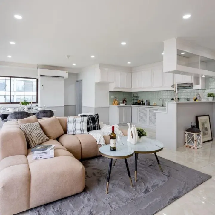 Property photos for Saranjai Mansion
