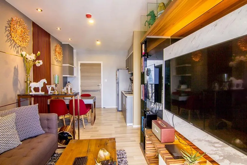 Property photos for The Key Sathorn - Charoenraj