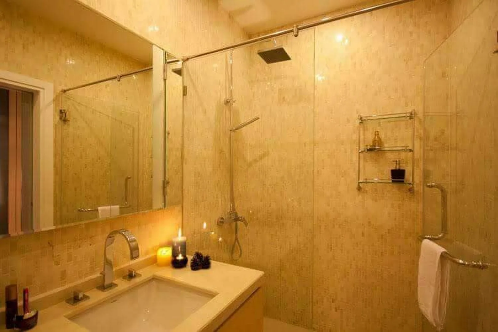 Property photos for Wind Ratchayothin