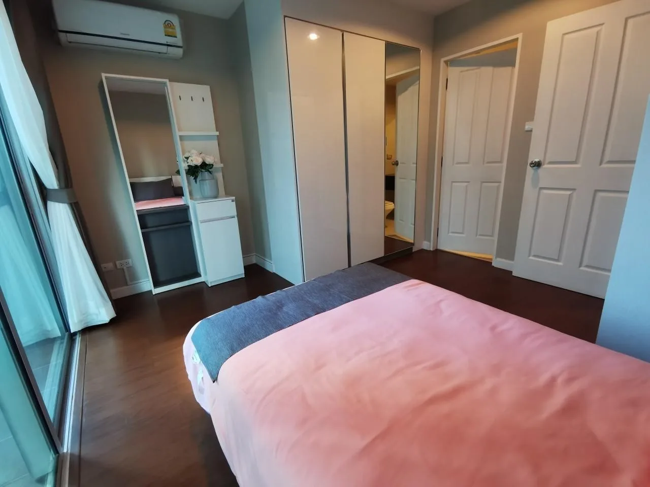 Property photos for Belle Grand Rama 9
