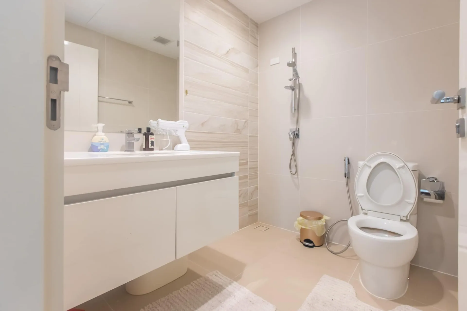 Property photos for Baan Klang Muang Classe Ekkamai-ramintra