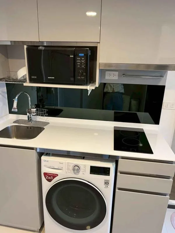 Property photos for Knightsbridge Space Ratchayothin