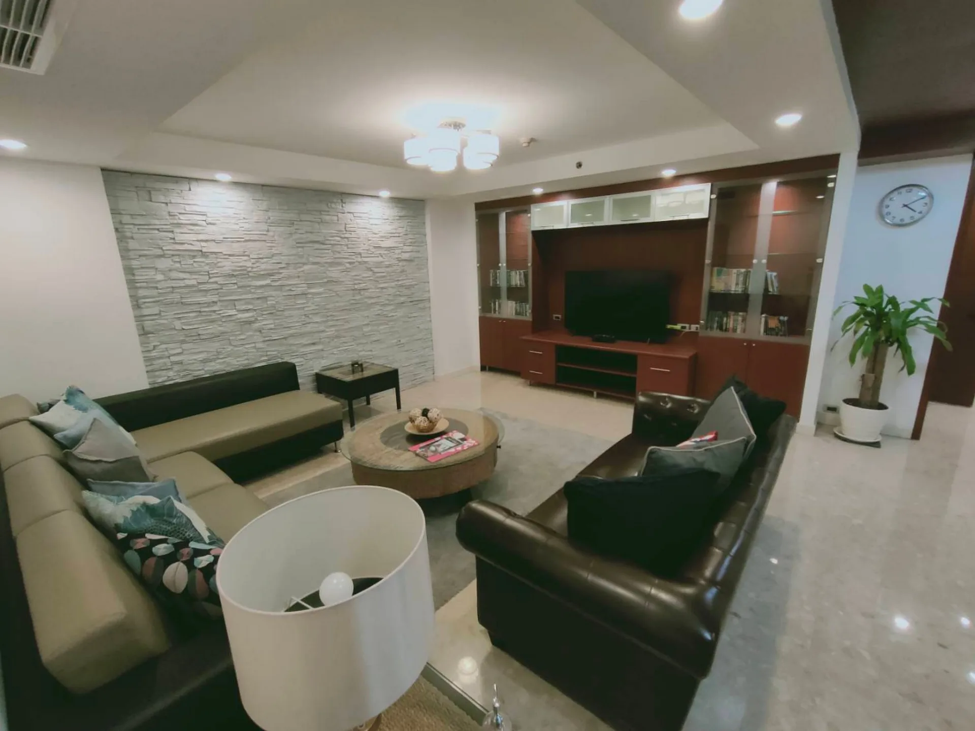 Property photos for JJ Mansion