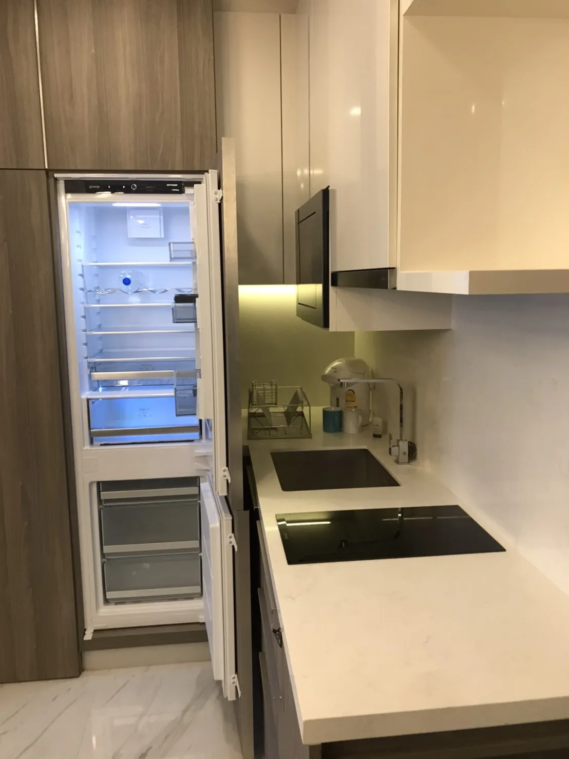 Property photos for Celes Asoke
