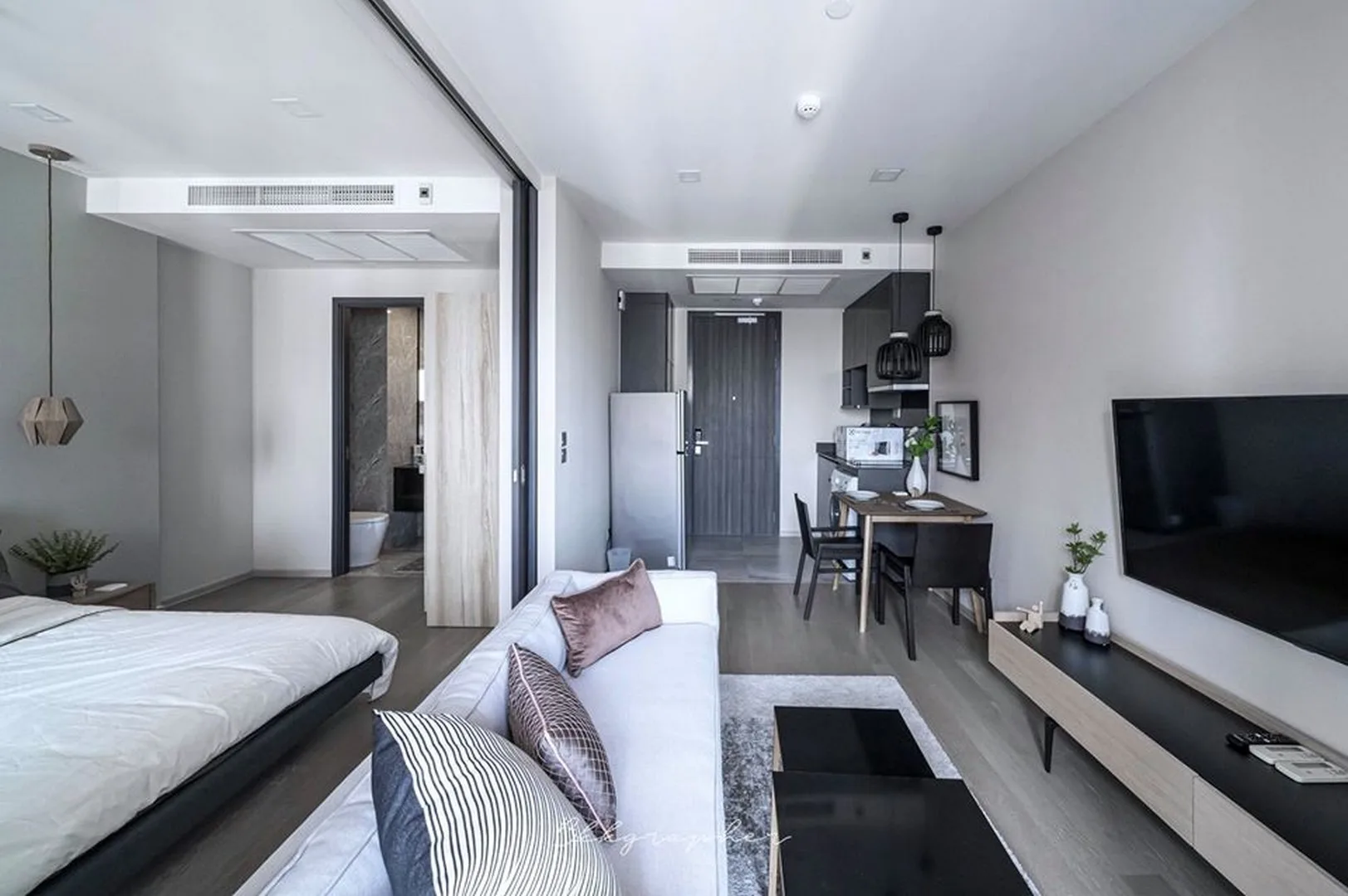 Property photos for Ashton Asoke