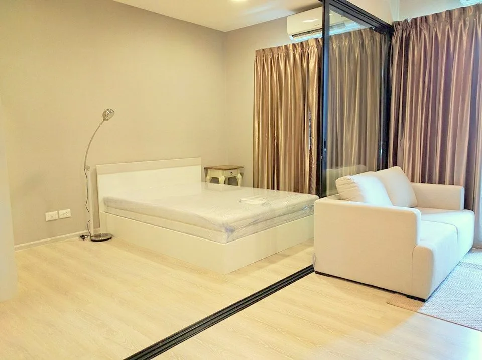 Property photos for Condolette Midst Rama 9