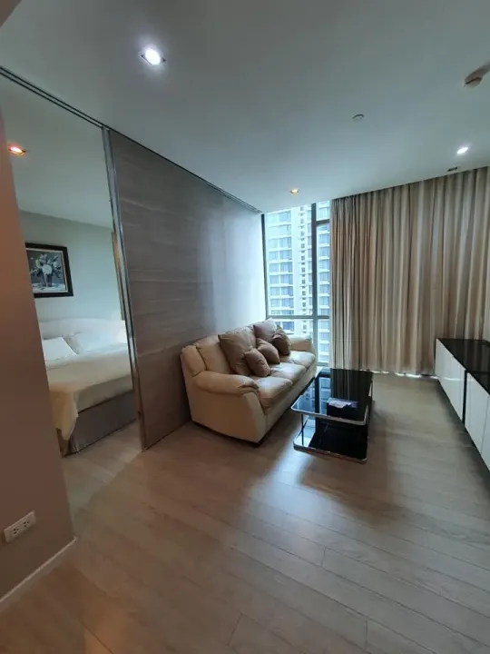 Property photos for The Room Sukhumvit 21