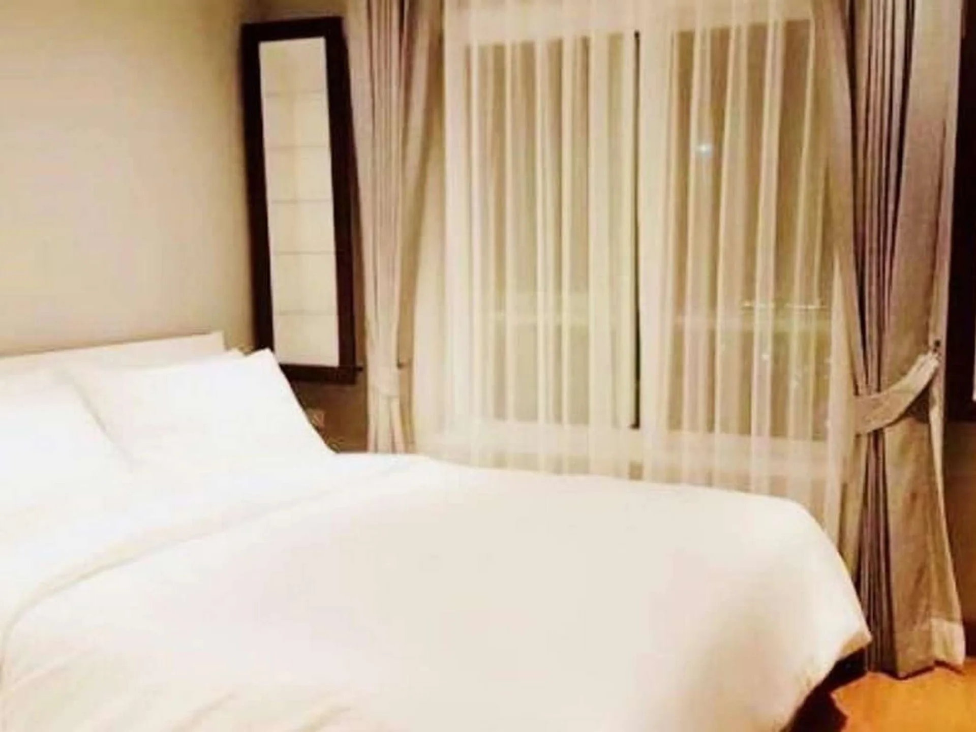 Property photos for Belle Grand Rama 9