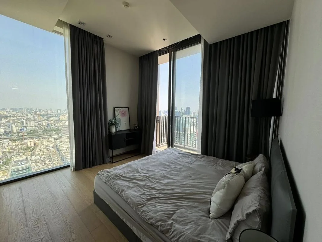 Property photos for 28 Chidlom