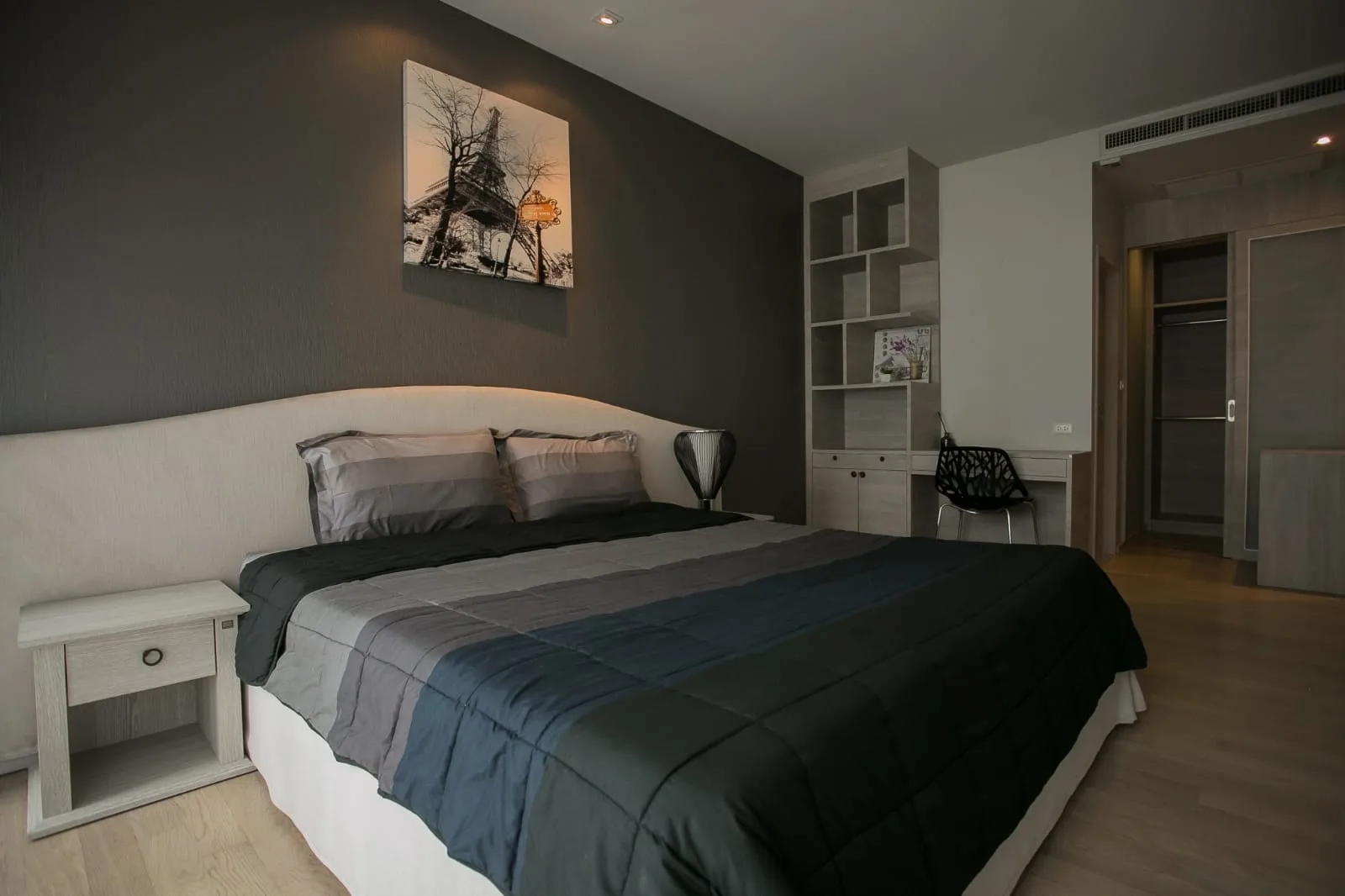 Property photos for Noble Refine