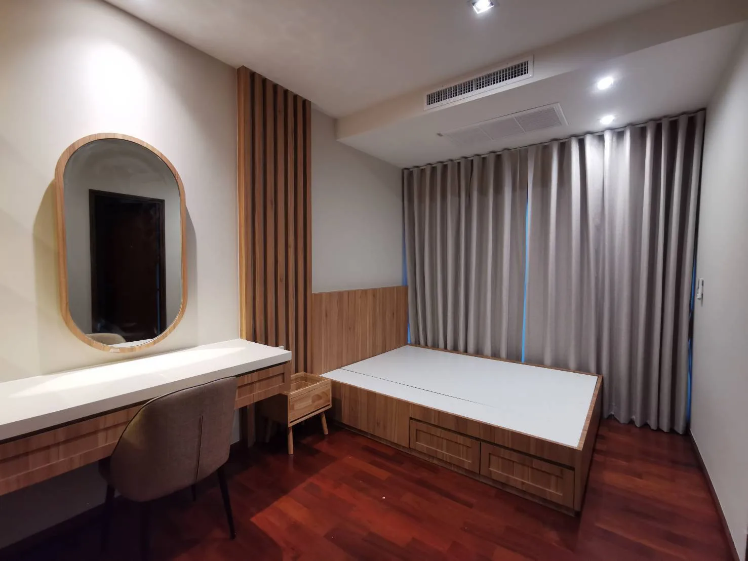 Property photos for Noble Ora