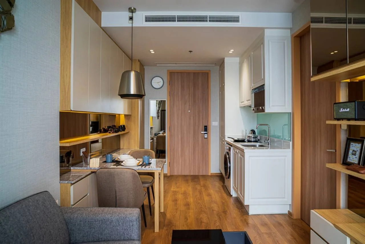 Property photos for Noble BE 33