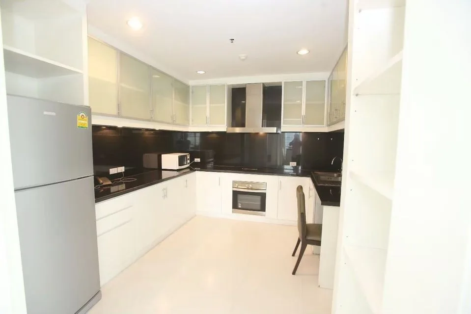 Property photos for Royal Residence Park
