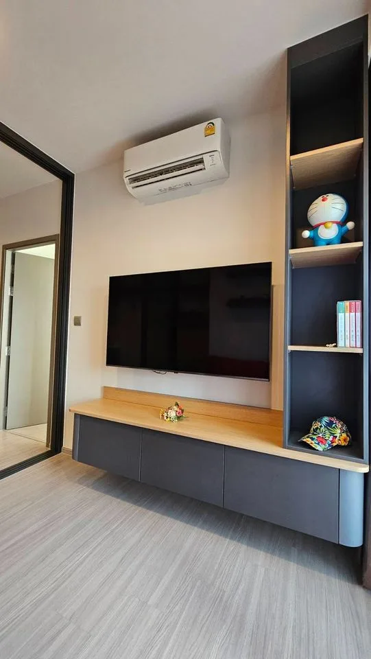 Property photos for Life Asoke Hype