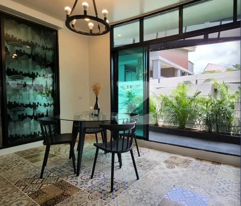 Property photos for Areeya Mandarina Sukhumvit 77