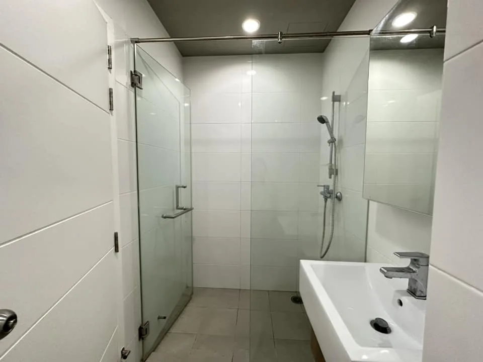 Property photos for Blocs 77