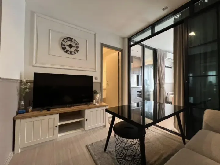 Property photos for Life Asoke Hype
