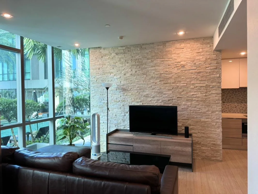 Property photos for The Room Sukhumvit 21