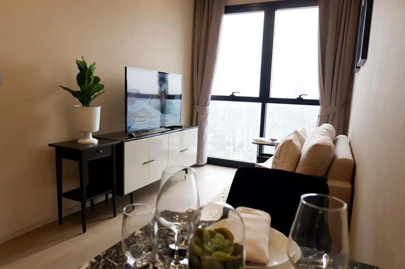 Property photos for Ashton Asoke