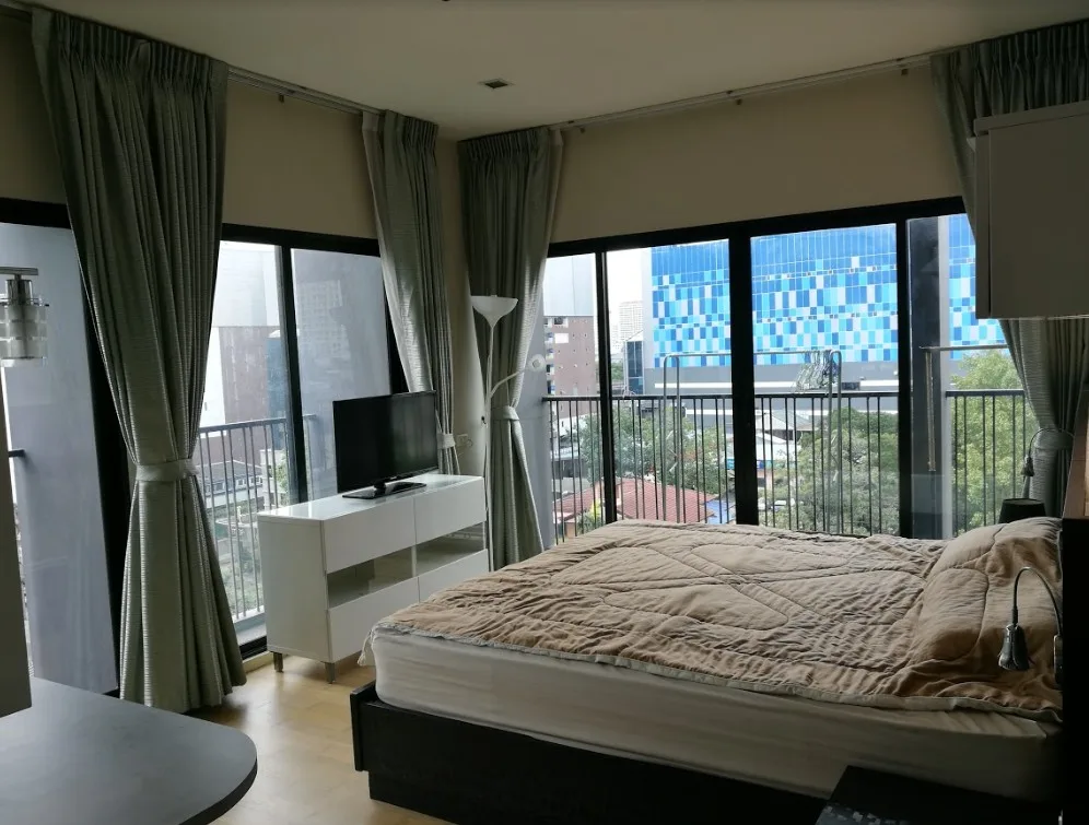 Property photos for Noble Reveal