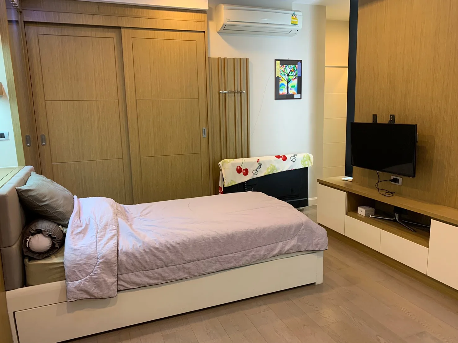 Property photos for The Crest Sukhumvit 34