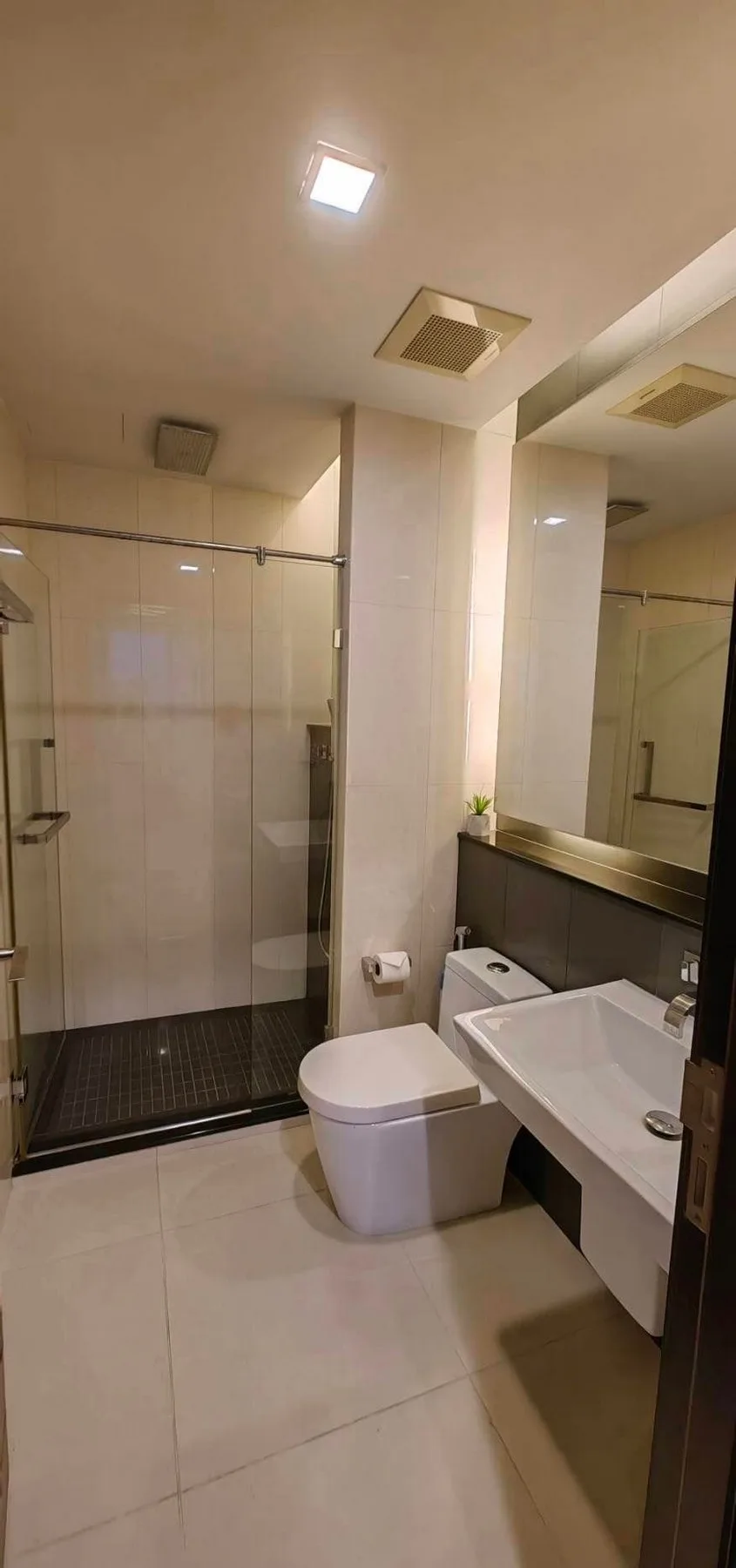 Property photos for Ivy Ampio