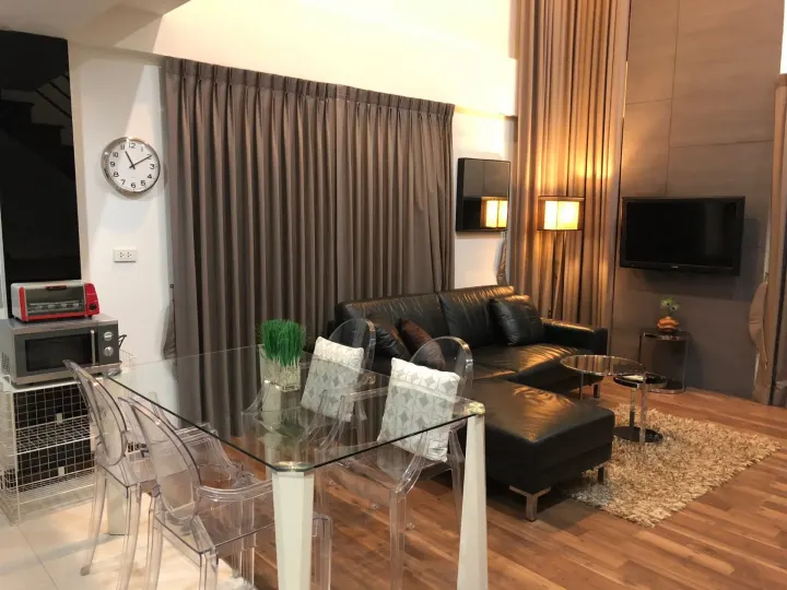 Property photos for The Rajdamri
