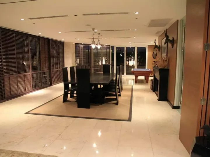 Property photos for Eight Thonglor Residence