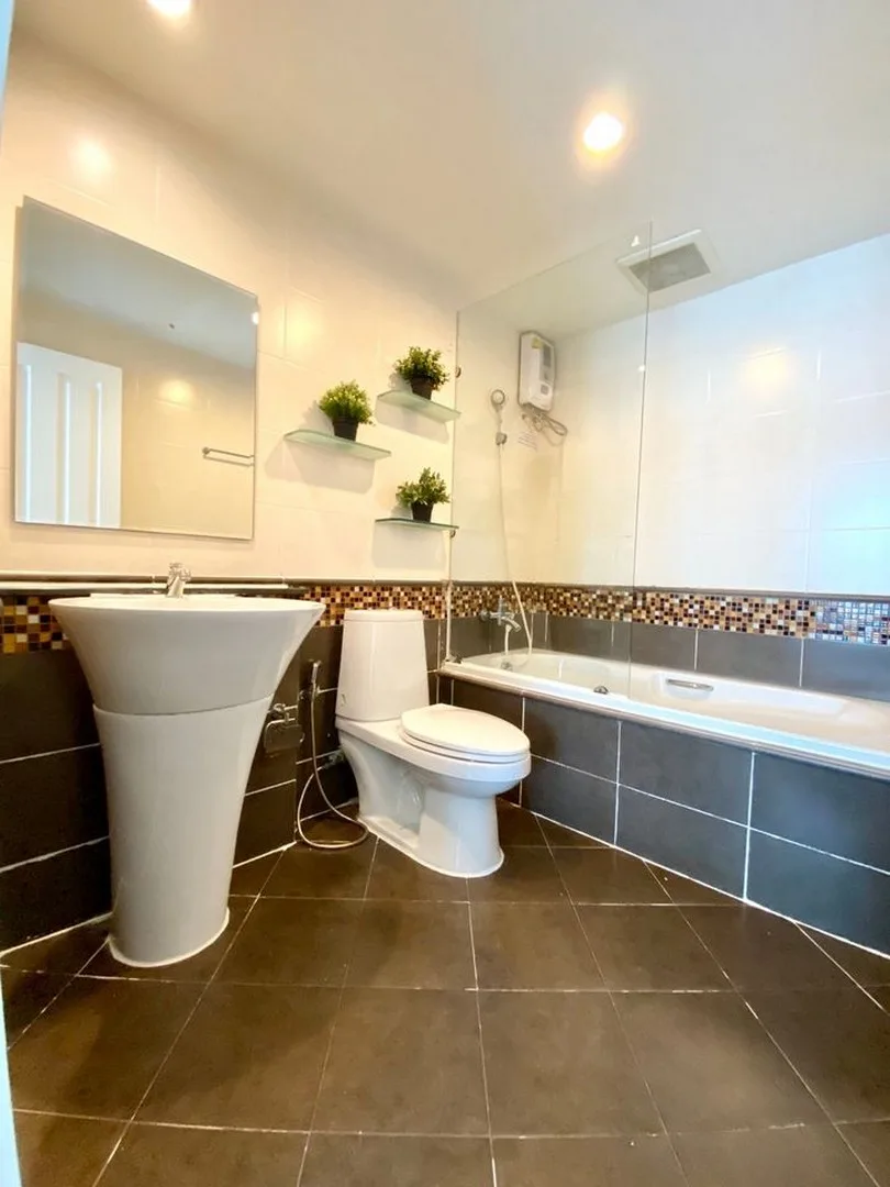 Property photos for The Waterford Sukhumvit 50 Onnut