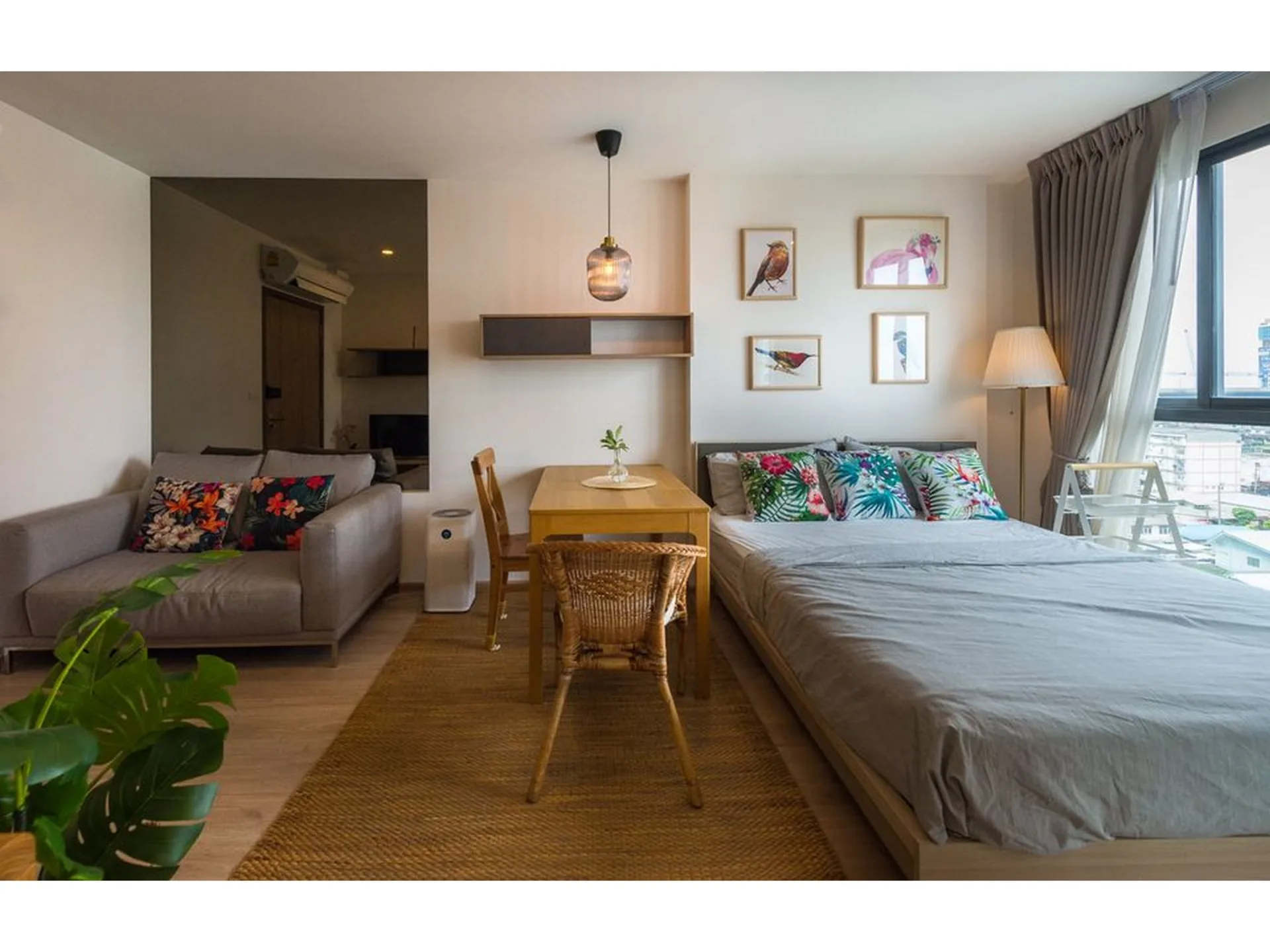 Property photos for IDEO O2