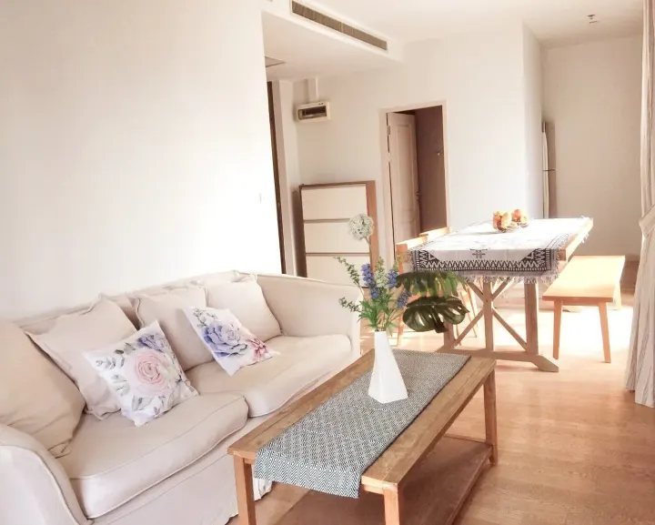 Property photos for Noble Refine