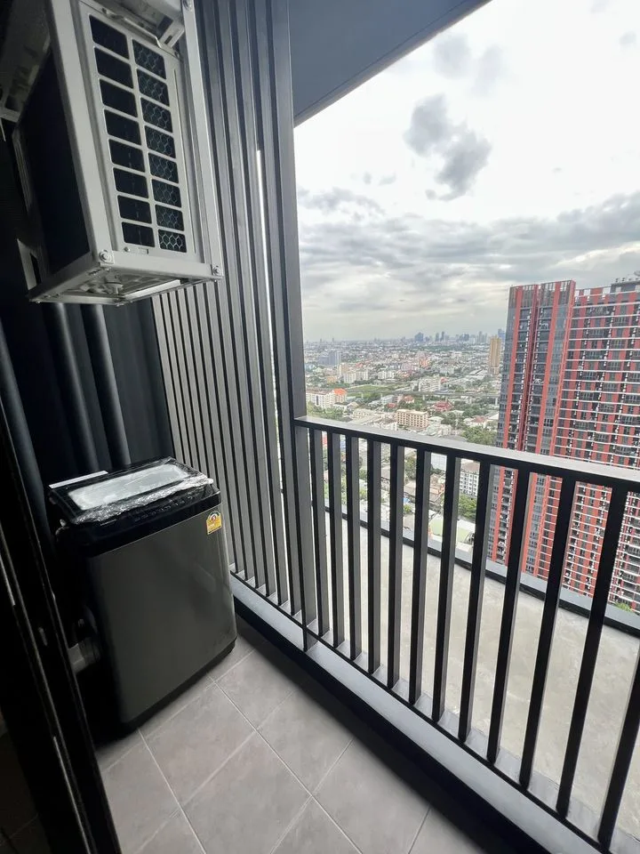Property photos for Metris Rama 9-ramkhamhaeng