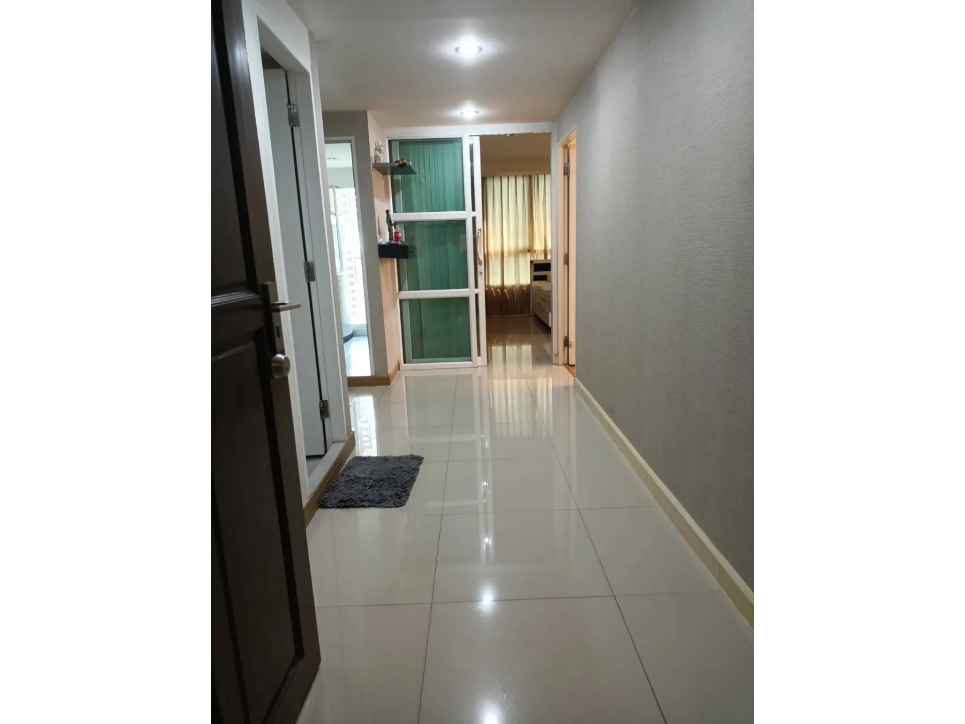 Property photos for Zenith Place  Sukhumvit 71