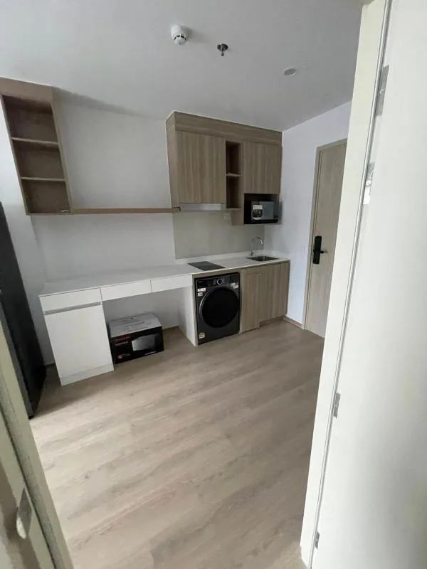 Property photos for Life Rama 4 - Asoke
