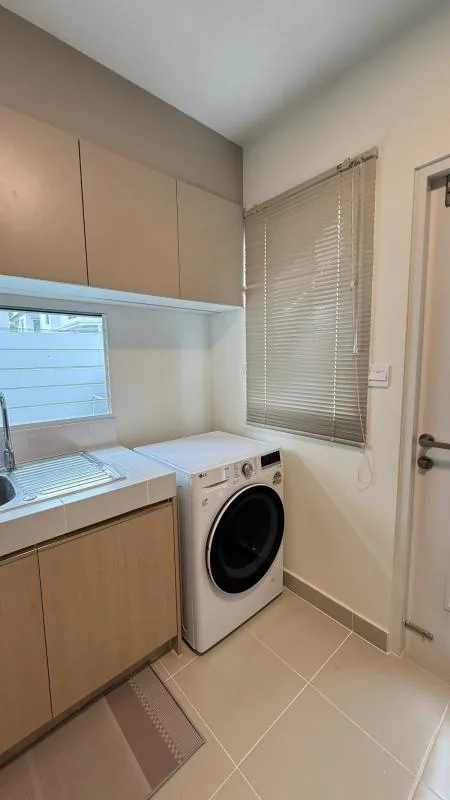 Property photos for Villaggio Srinakarin-bangna