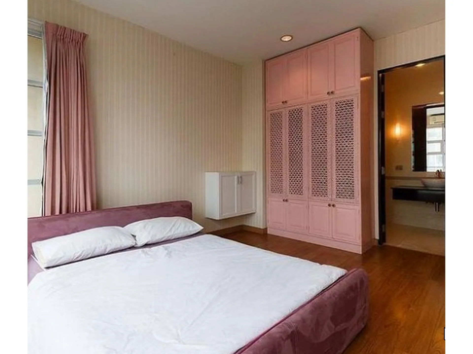 Property photos for Baan Klang Krung Siam - Pathumwan