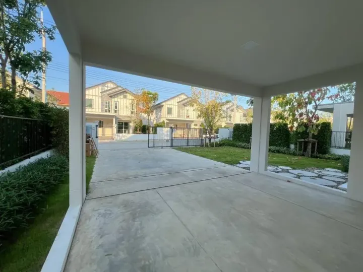 Property photos for Villaggio Srinakarin-bangna