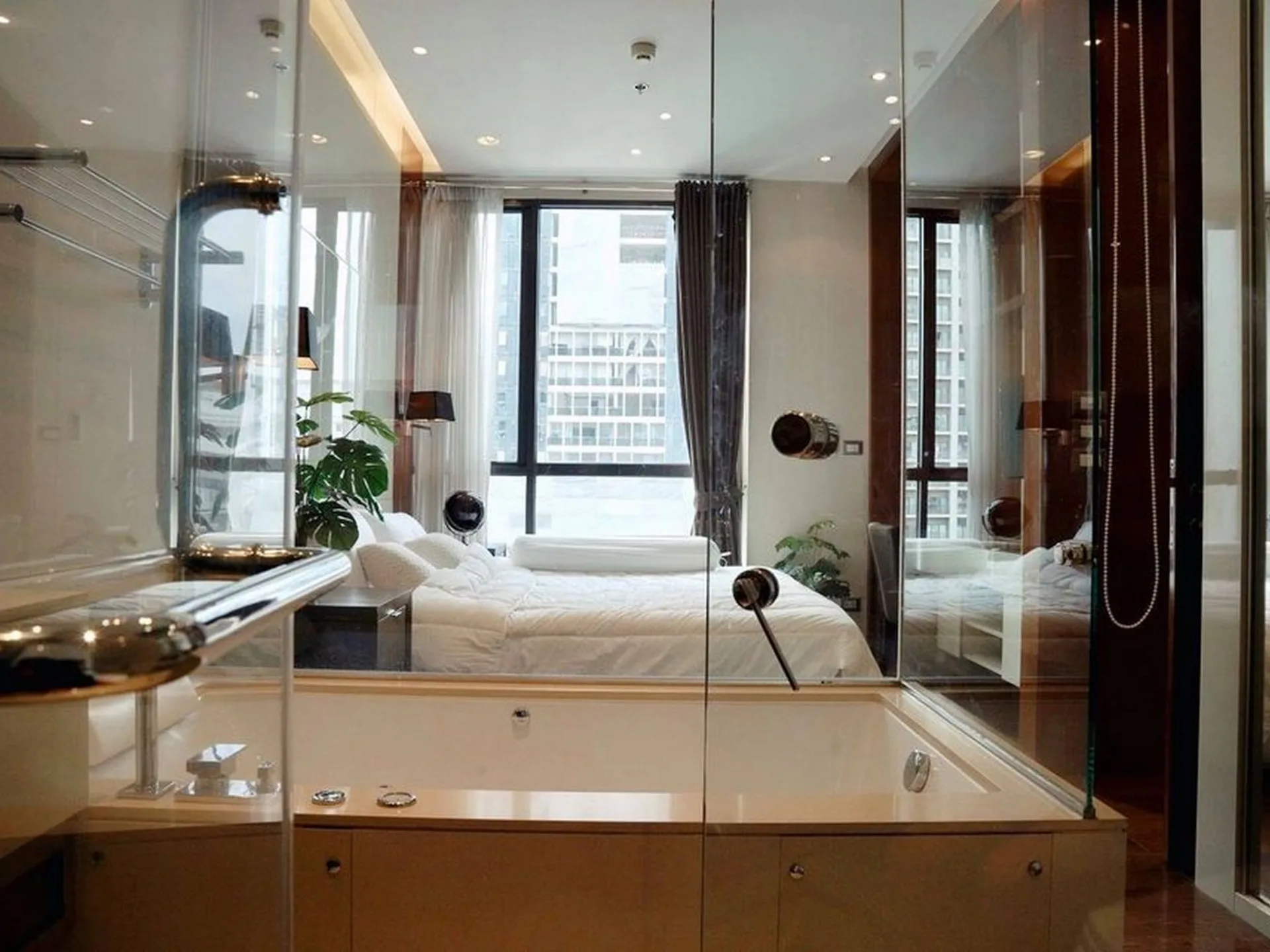 Property photos for The Address Sukhumvit 28