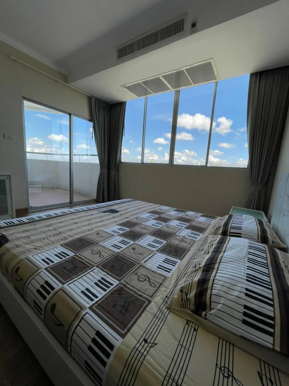 Property photos for The Waterford Diamond