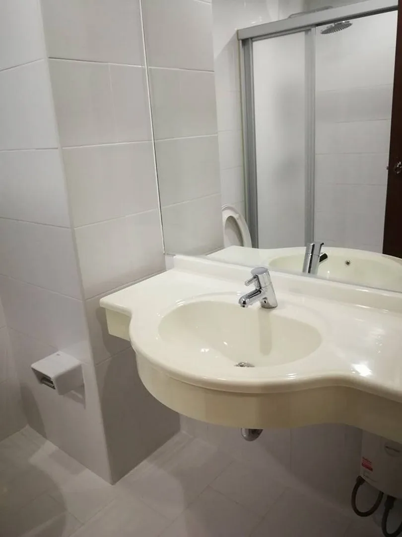 Property photos for PG 2 Rama IX