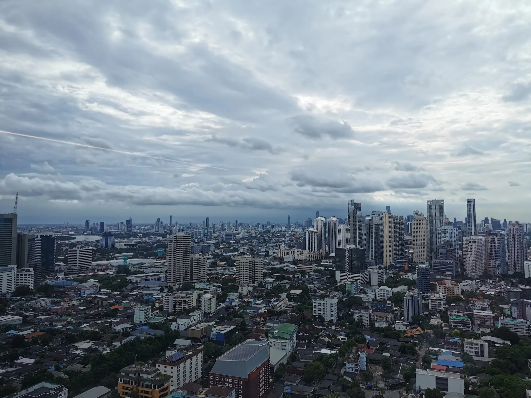 Property photos for The Esse Sukhumvit 36
