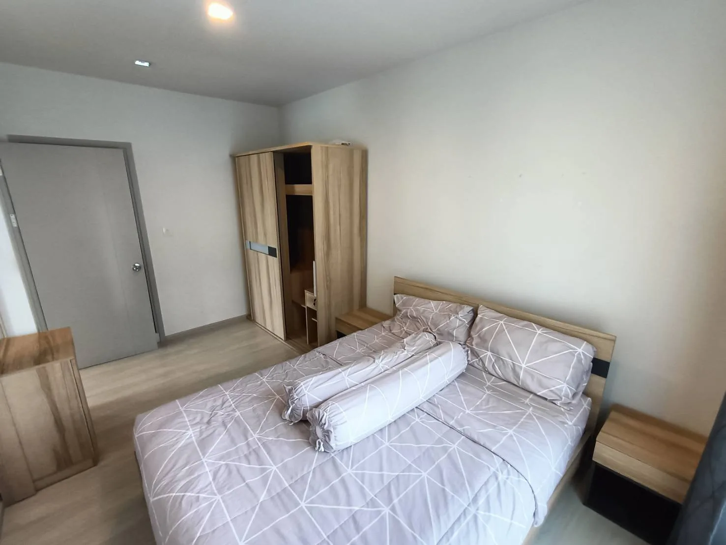 Property photos for Life Sukhumvit 48