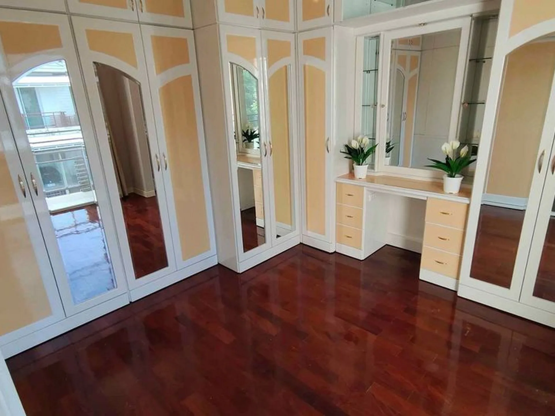 Property photos for Townhouse Ramkhapheng 24