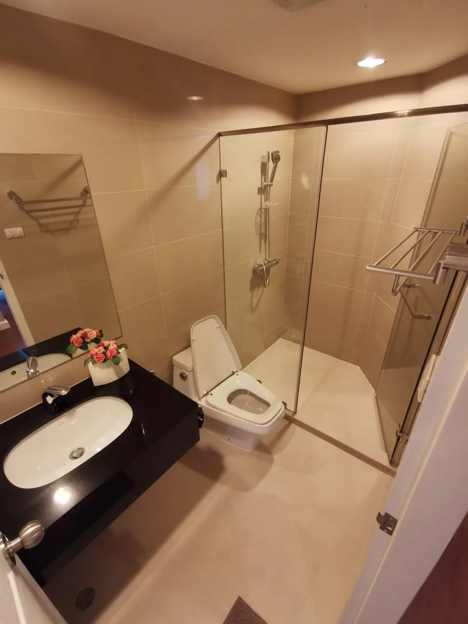 Property photos for Belle Grand Rama 9