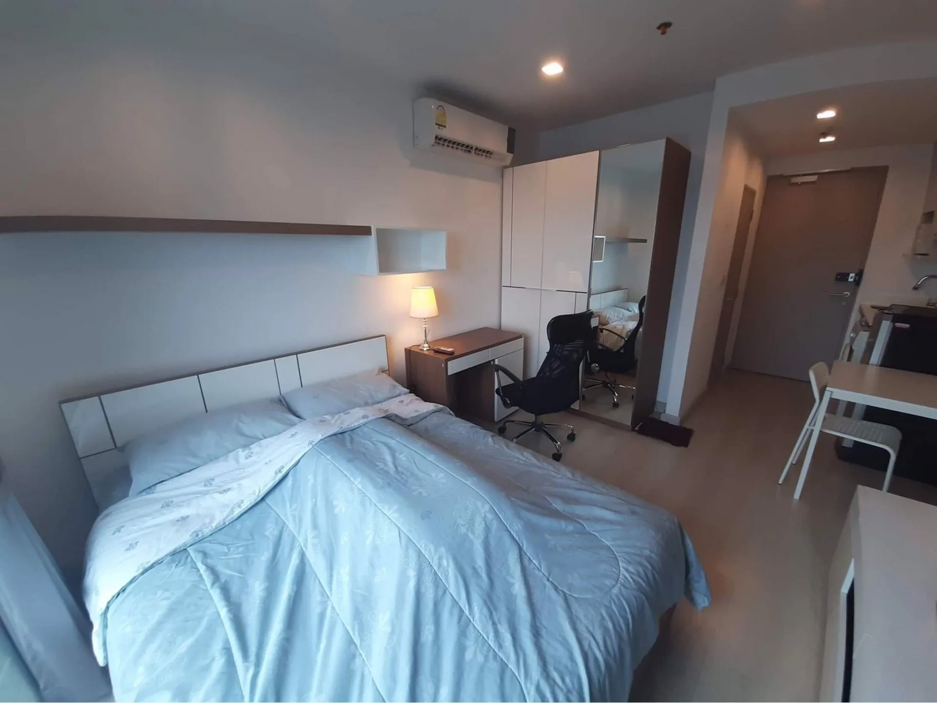 Property photos for Ideo Mobi Sukhumvit 81