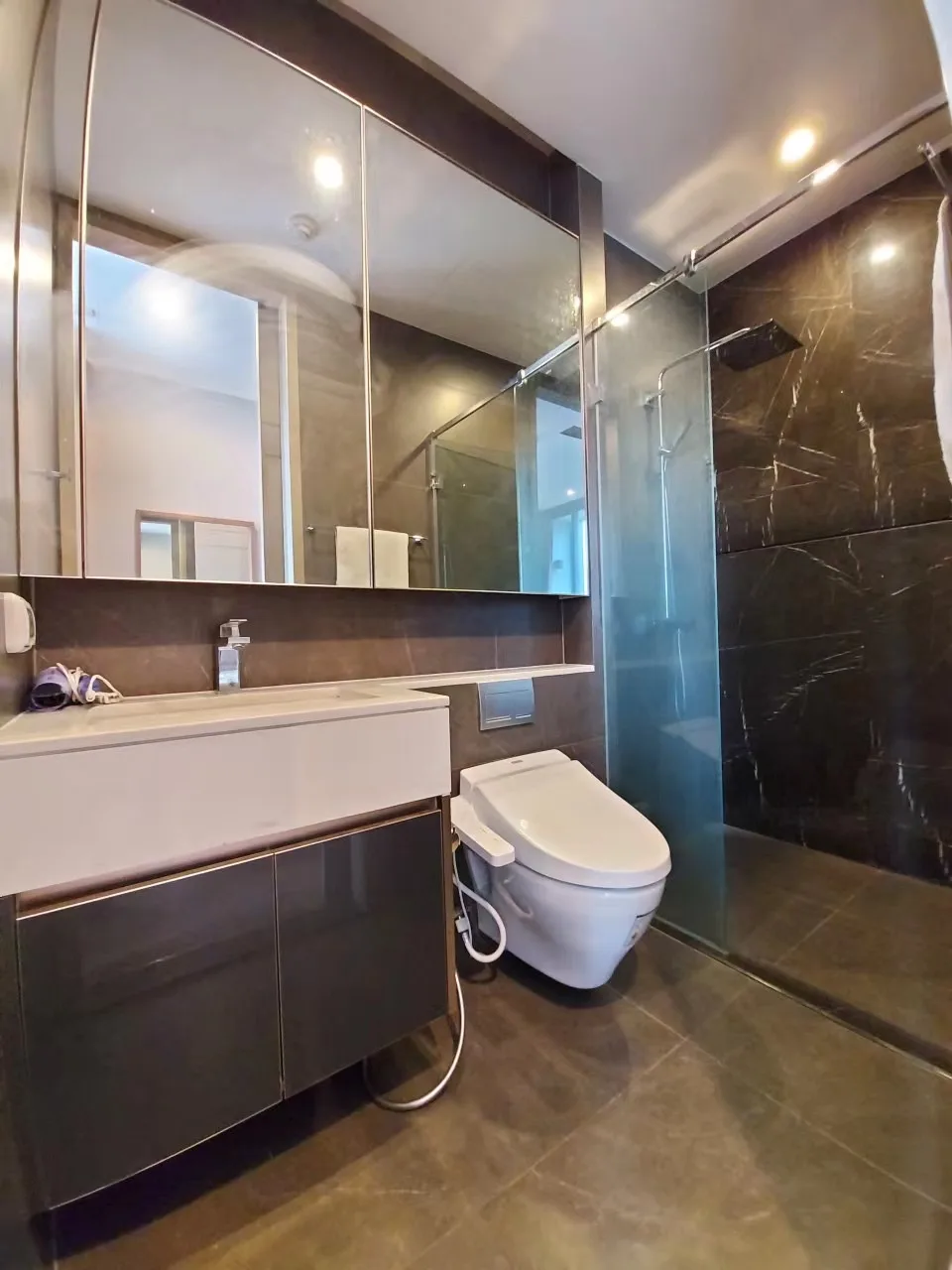 Property photos for The Esse at Singha Complex