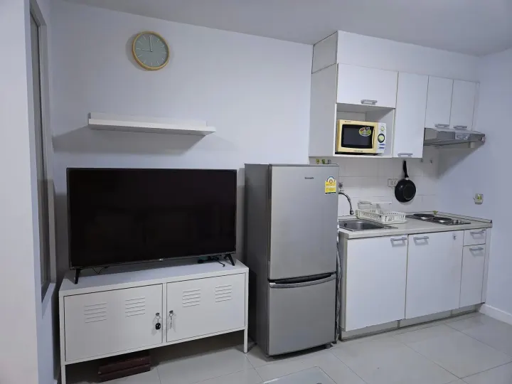 Property photos for The Clover Thonglor