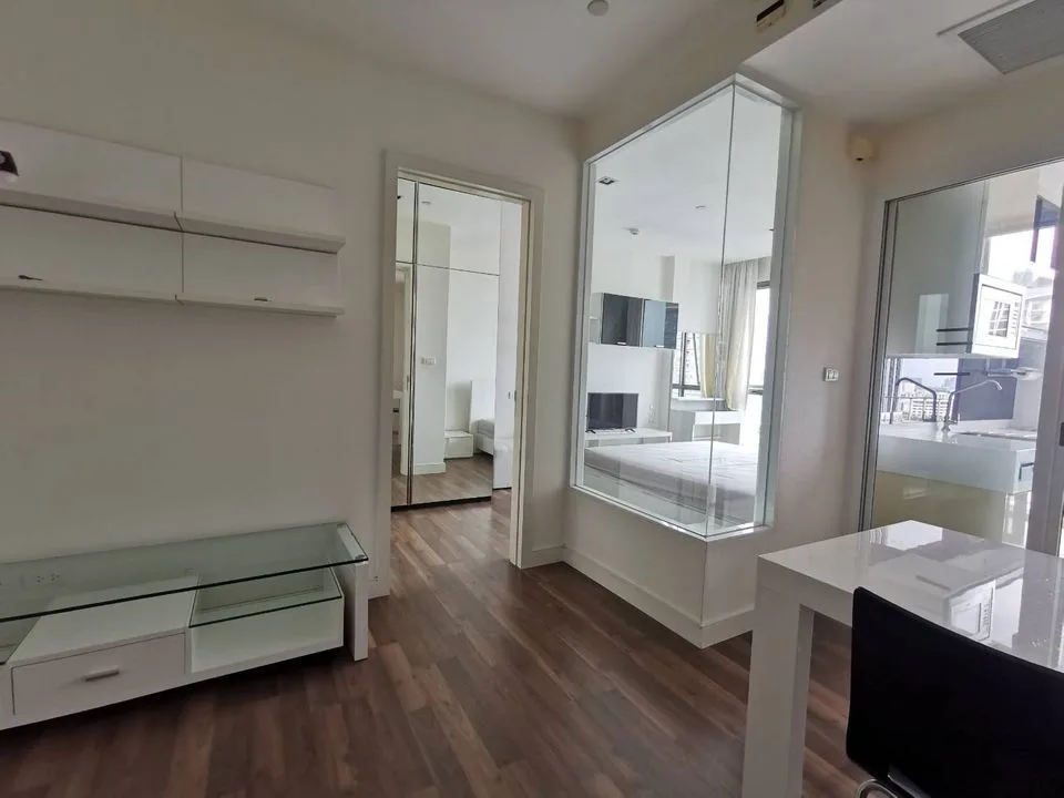 Property photos for The Room Sukhumvit 62