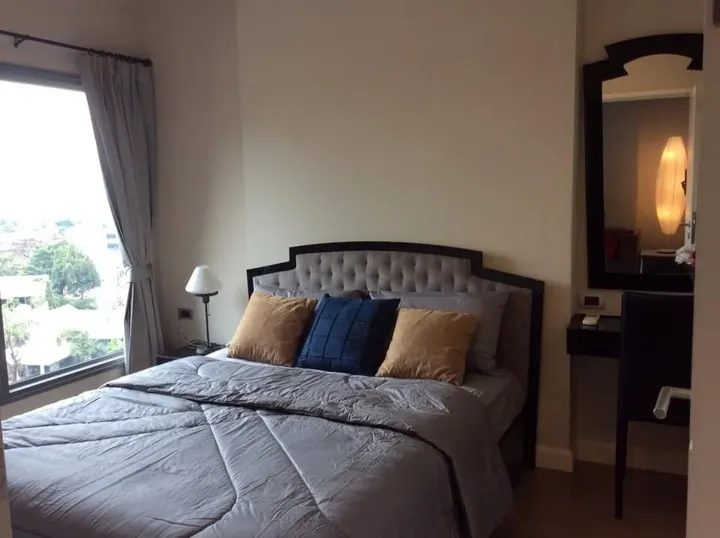 Property photos for The Crest Sukhumvit 34